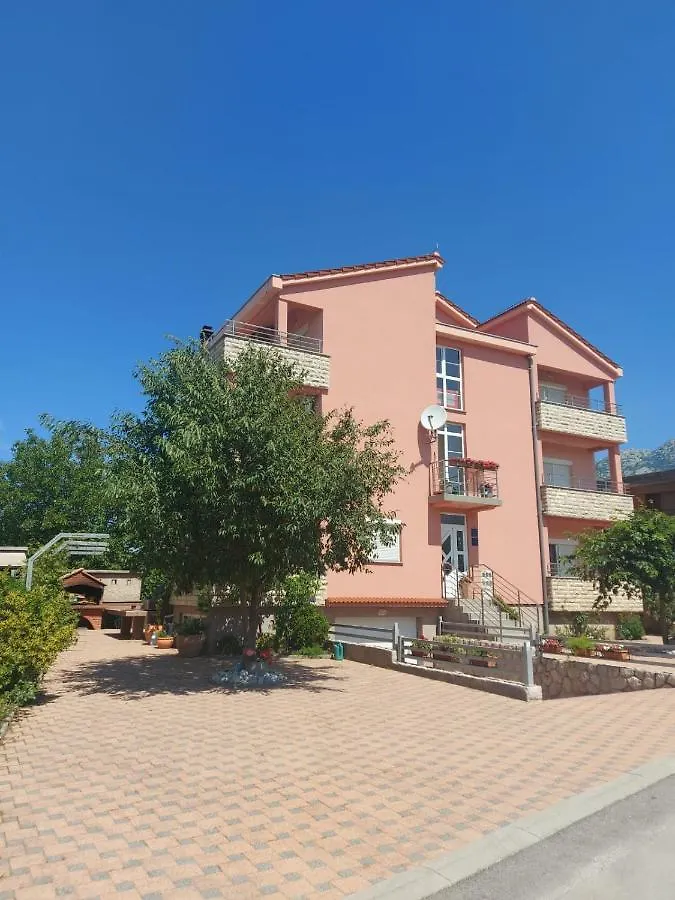 Studio Apartment Marta Starigrad Paklenica